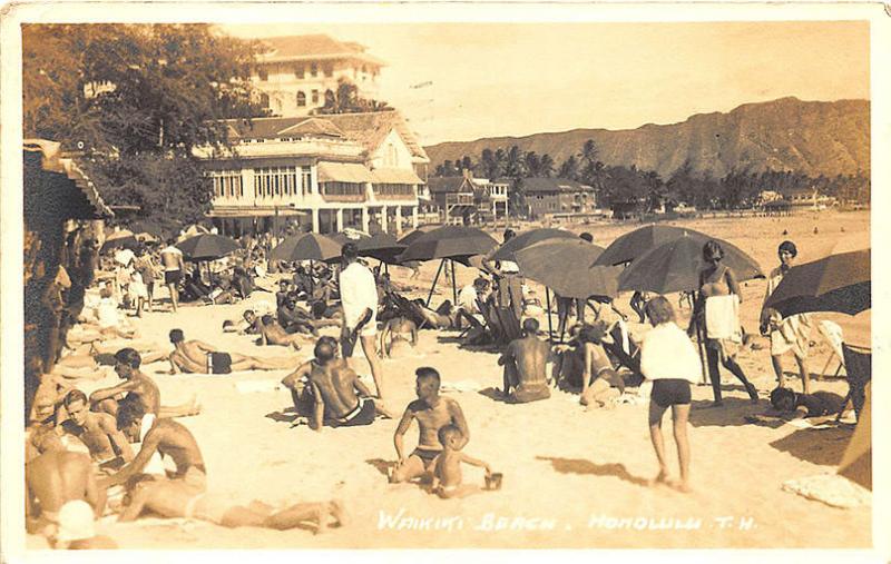 Busy Waikiki Beach Honolulu HI 1935 RPPC Postcard