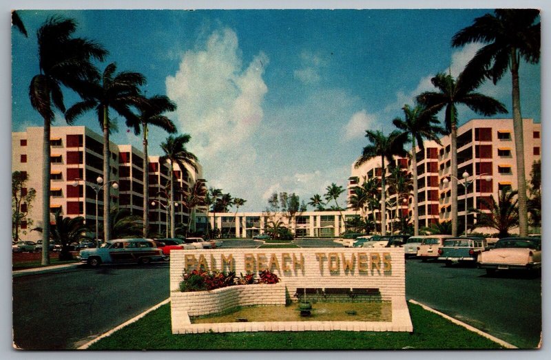 Palm Beach, Towers Florida Entrance To The Hotel Buildings Grounds View Postcard