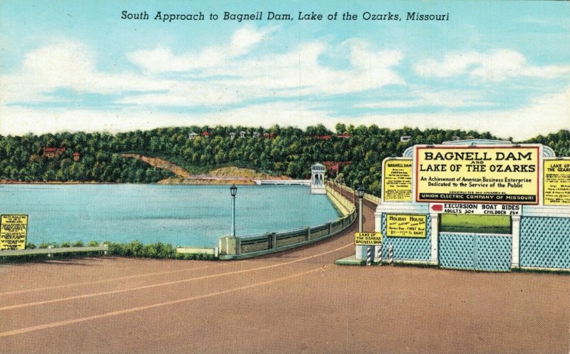 USA South Approach to Bagnell Dam Lake of the Ozarks Missouri 05.97