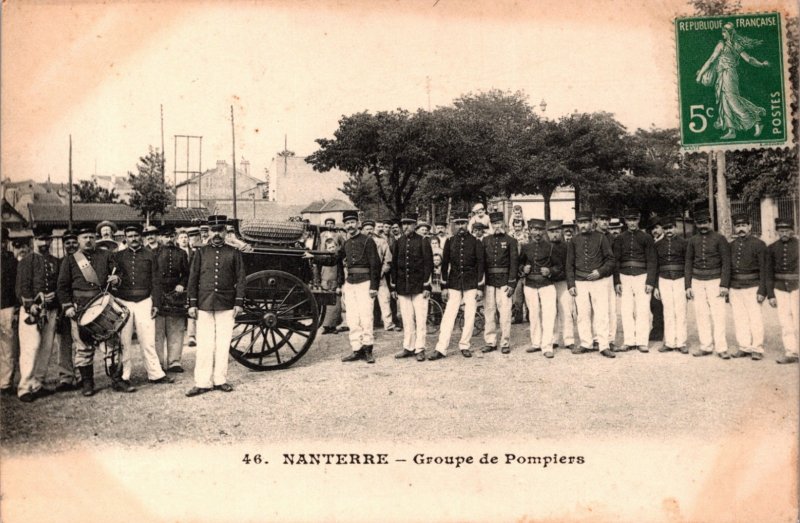 France Nanterre Groupe de Pompiers Vintage Postcard C381