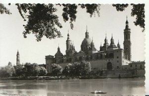 Spain Postcard - Zaragoza - Templo del Pilar y Rio Ebro - Ref TZ10065