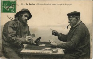 CPA LE CROTOY Matelots jouant une partie de Piquet (19182)