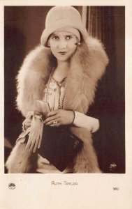 RPPC ACTRESS RUTH TAYLOR EUROPE 380 FRANCE REAL PHOTO POSTCARD (1930s)