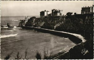 CPA Biarritz une vue de la Cote Basques FRANCE (1126477)