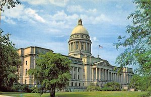 Frankfort, KY, USA State Capitol Writing on Back 