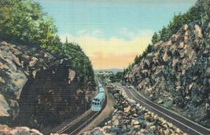 USA The gate of the Notch Crawford Notch White Mountains 01.73