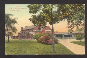 RACINE WISCONSIN C&NW RAILROAD DEPOT TRAIN STATION VINTAGE POSTCARD