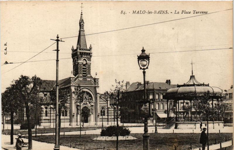 CPA MALO-les-BAINS-La Place Turenne (422725)