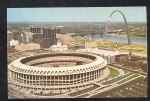 ST. LOUIS CARDINALS BUSCH MEMORIAL BASEBALL STADIUM MO. VINTAGE POSTCARD