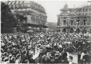 RPPC Crowd in Paris France Liberation From Germany  World War Two