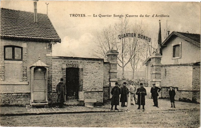 CPA TROYES - Quartier Songis, Caserne du 60e d'Artillerie (179524)