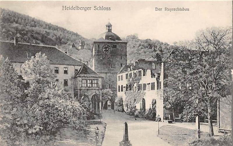 HEIDELBERG GERMANY HEIDELBERGER SCHLOSS CASTLE DER RUPRECHTSBAU POSTCARD c1920s