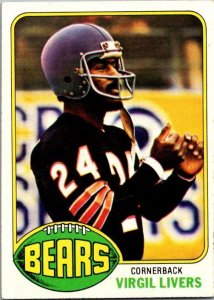 1976 Topps Football Card Virgil Livers Chicago Bears sk4210