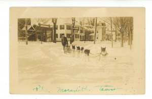 NH - Meredith. Sled Dog Team in Town    *RPPC