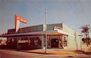 St Petersburg Florida Beach Art Gallery Vintage Postcard AA57640