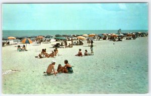 1950's OCEAN CITY MARYLAND MD BEACH SCENE POSTCARD