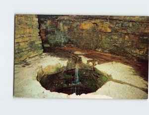 Postcard Sinking Spring at Lincoln's Birthplace, Hodgenville, Kentucky