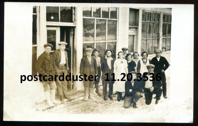 h5086 - NORTHERN ONTARIO 1910s Store Front. Real Photo Postcard