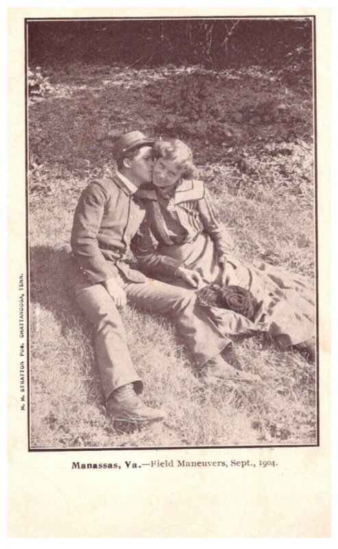 Virginia Manassas 1904 , Field manuvers , Soldier kissing girl,