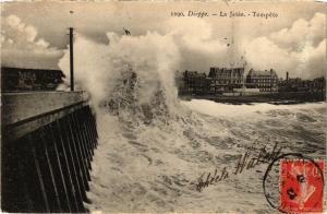 CPA DIEPPE-La Jetée Tempete (347359)