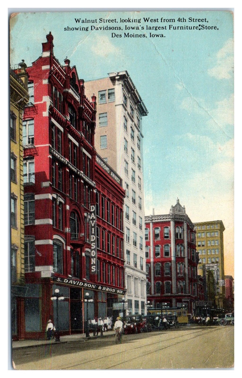 1915 Walnut Street And Davidson S Furniture Store Des Moines Ia