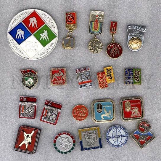 000153 WRESTLING set 20 russian different pins #153