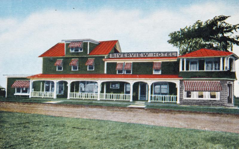 Riverview Hotel Cantic Quebec QC Que near Rouses Point NY Vintage Postcard E14