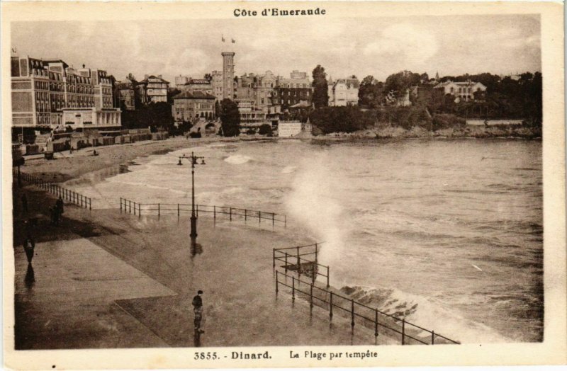 CPA Dinard- La Plage par Tempete FRANCE (1021617)