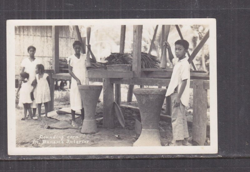 PANAMA, POUNDING CORN, c1940 real photo ppc., unused.