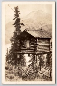 Alaska Trappers Cache RPPC AK Postcard F23