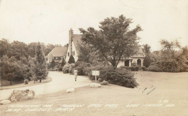 RP: LAKE JAMES , Indiana, 1940 ; Potawatomi Inn