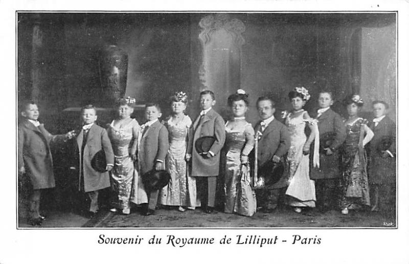 Souvenir du Royaume de Lilliput Paris Tallest Person Unused 