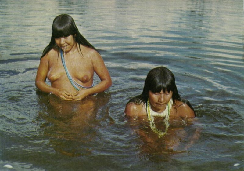 brazil, Xingu Native Indians, Iaualapiti Girls Tuatuari River (1980s) Postcard