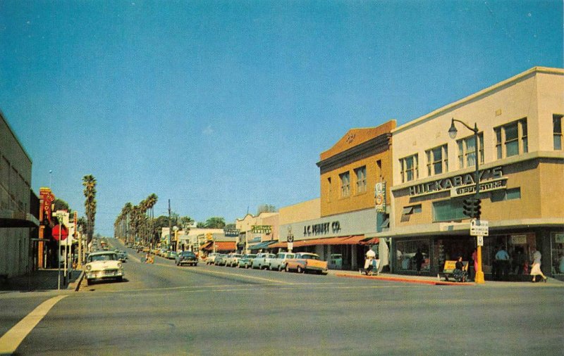 OCEANSIDE, CA Street Scene Hwy 101 San Diego County c1950s Vintage Postcard