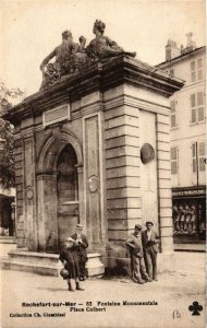 CPA ROCHEFORT-sur-MER Fontaine Monumentale. Place Colbert (666857)