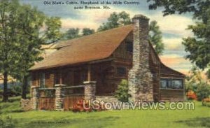 Old Matt's Cabin in Branson, Missouri