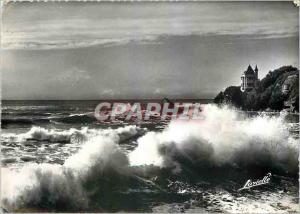 Modern Postcard Biarritz Wave equinox in the Cote des Basques
