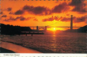 USA San Francisco Golden Gate Sunset Vintage Postcard BS.09