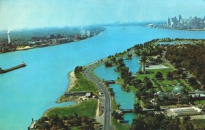 USA Aerial View Of Belle Isle Detroit Michigan Chrome Postcard 04.03