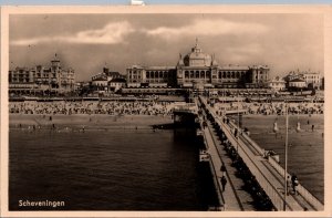 Netherlands Scheveningen Vintage RPPC C013