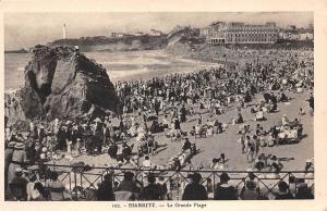 B37238 Biarritz la grande plage  france