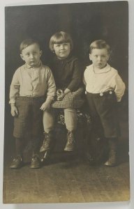 Rppc Those Faces Most Adorable Children Siblings Brothers Sister Postcard R7