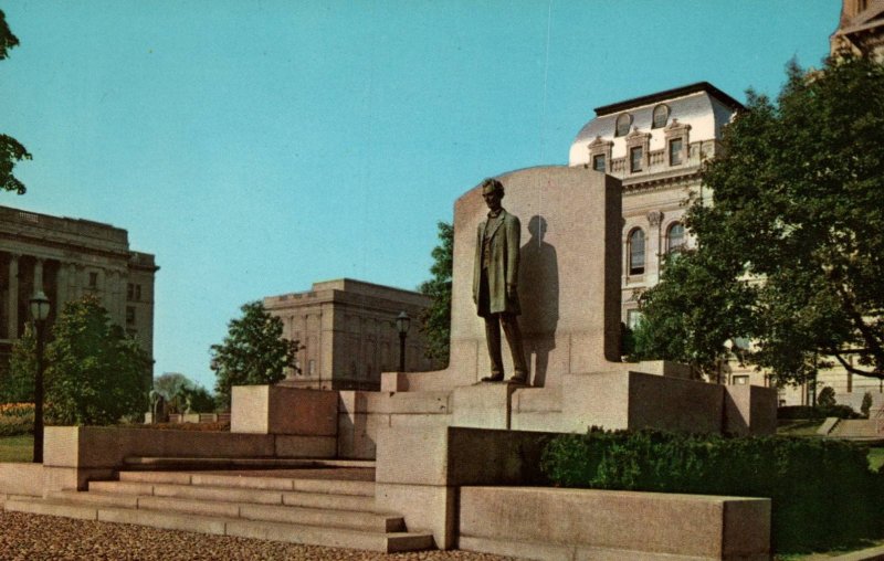 Abraham Lincoln Statue,Springfield,IL BIN