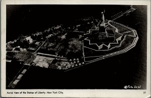 1943 WWII NEW YORK CITY STATUE OF LIBERTY ARIEL VIEW REAL PHOTO POSTCARD 17-61