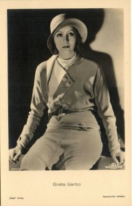 PC GRETA GARBO, MOVIE STAR, ROSS 5922/2, Vintage REAL PHOTO Postcard (b32853)