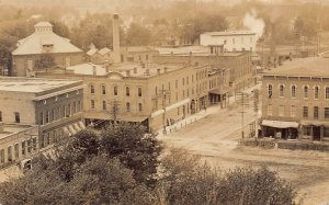  LP20 WELLINGTON Ohio RPPC Postcard