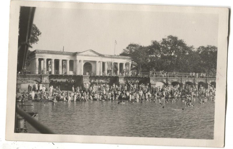 RPPC Postcard Bathing Ghats Calcutta India