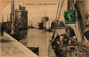 CPA La ROCHELLE Le Port. Départ pour la Peche (666771)