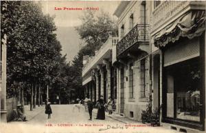 CPA Les Pyrénées - LUCHON - La Rue Sylvie (582897)