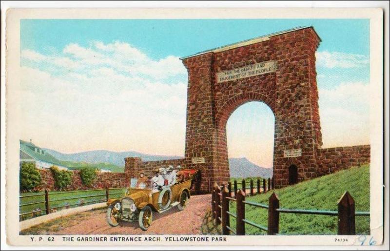 Gardiner Entrance Arch, Yellowstone Park